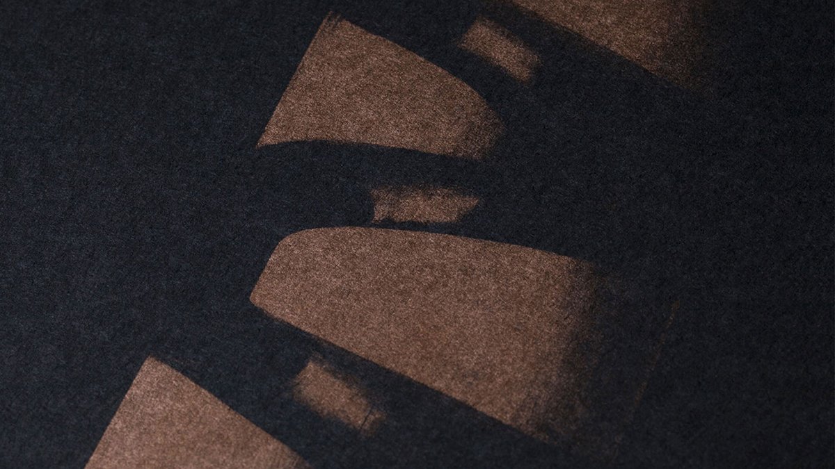 國(guó)外藝術(shù)古董品牌vi設(shè)計(jì)和產(chǎn)品手冊(cè)設(shè)計(jì)欣賞，vi設(shè)計(jì)，品牌vi設(shè)計(jì)，藝術(shù)品牌vi設(shè)計(jì)，產(chǎn)品手冊(cè)設(shè)計(jì)，深圳vi設(shè)計(jì)，左右格局